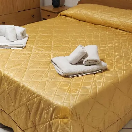 Apartment Milicia Mandra Capreria